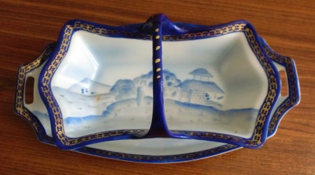 Conjunto Chinês, peças numeradas e marcadas, o cesto apresenta uma pequena falha no rebordo.